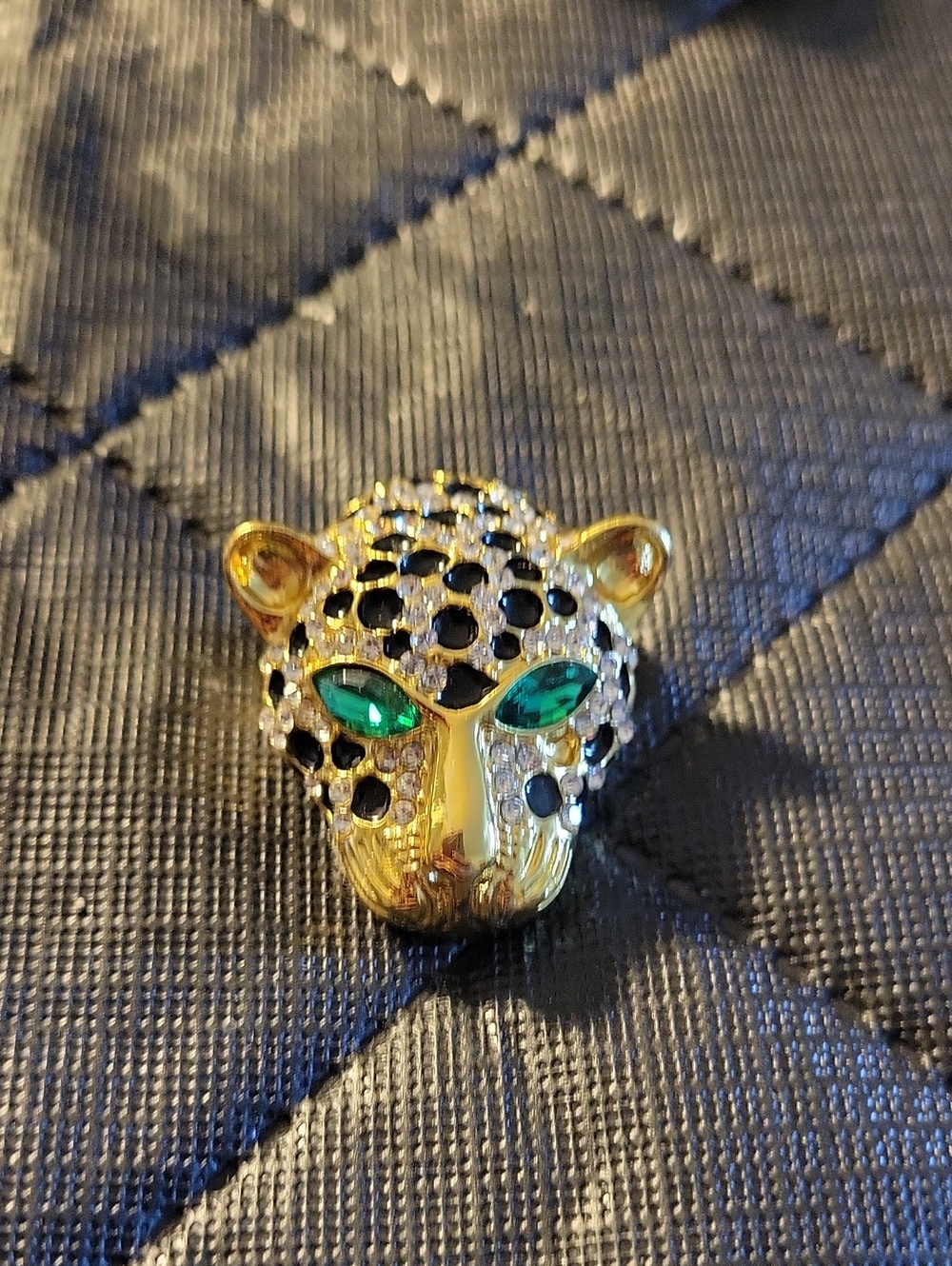 Gold-Tone Leopard Head Pendant with Black Spots and Emerald Green Eyes